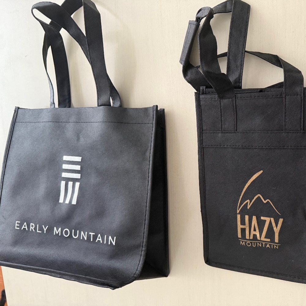 Early Mountain & Hazy Mountain Wine Bags (Great Condition) Multiple Sections